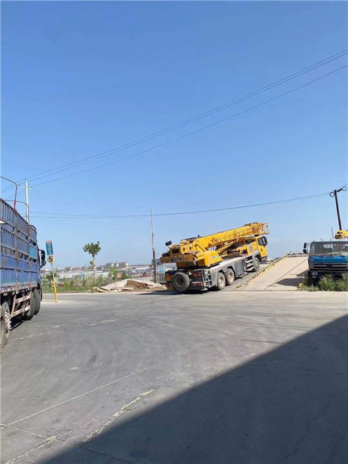 互助25吨吊车的租赁价格大概是多少？